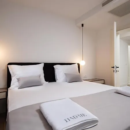 Amazing Apartment In Malinska With Wifi מאלינסקה