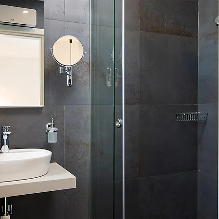 Amazing Apartment In Malinska With Wifi Lejlighed