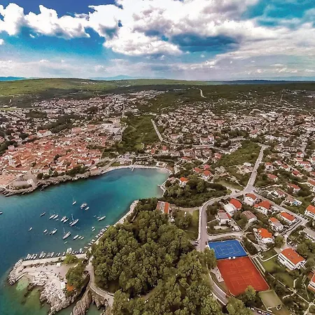Amazing Apartment In Malinska With Wifi